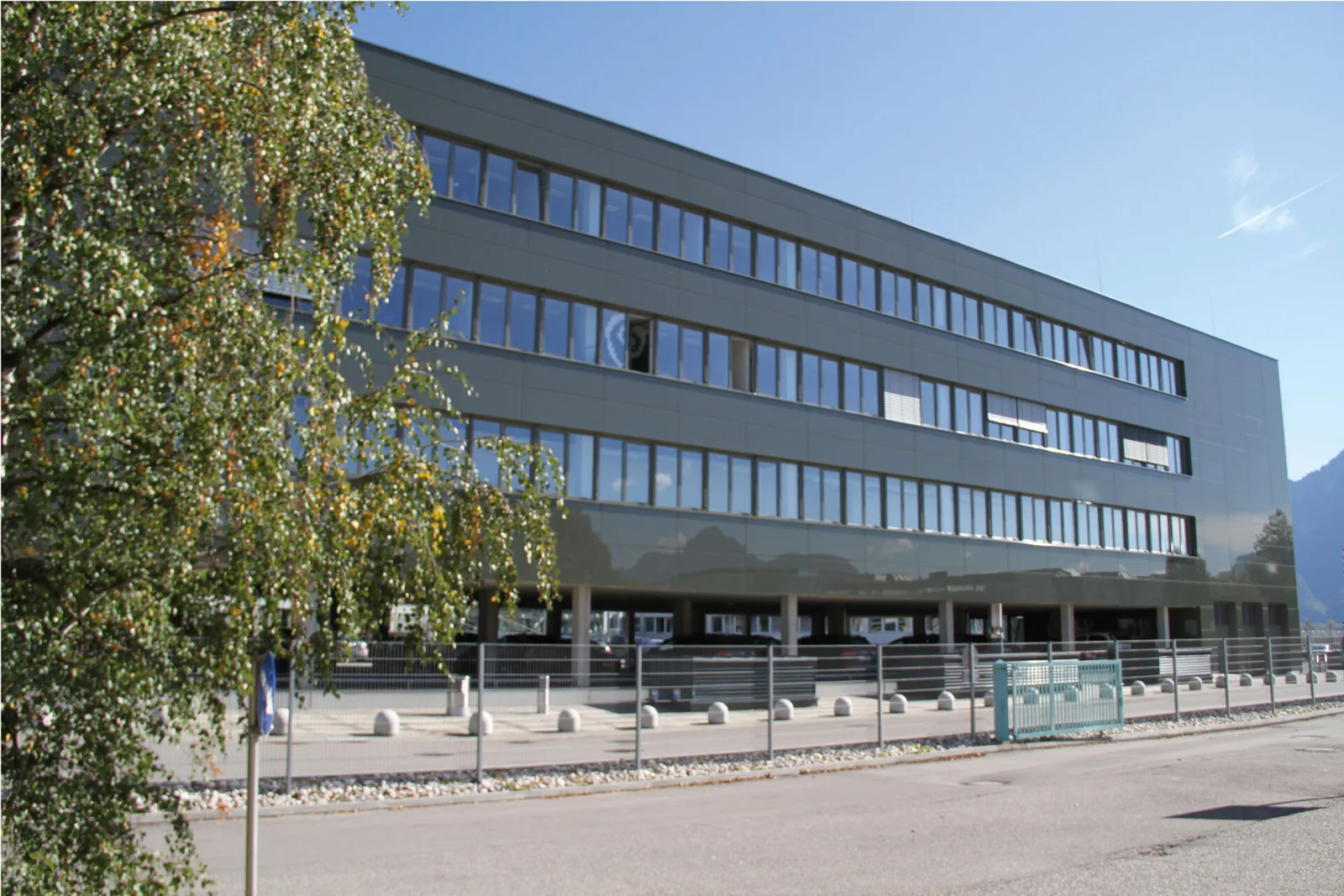 conova.org Headquarter Green Cube